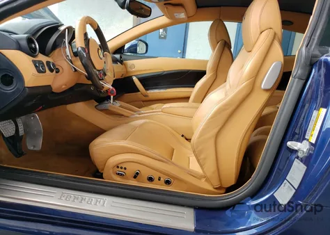 2015 Ferrari Ff z USA, uszkodzony, nr VIN ZFF73SKA8F0204871